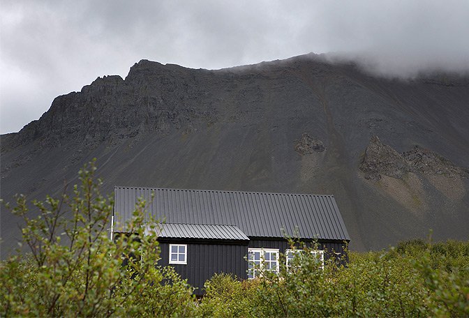 modern_vacation_rentals_borgarnes_iceland_004.jpg