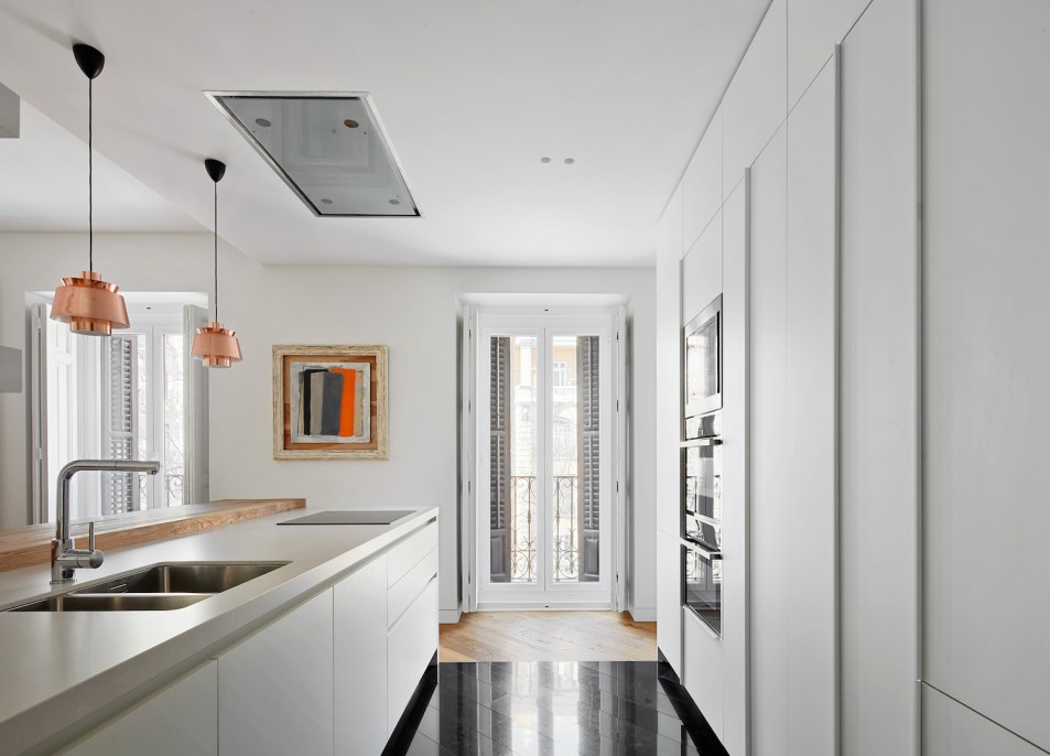 est-living-interior-house-pv2-5