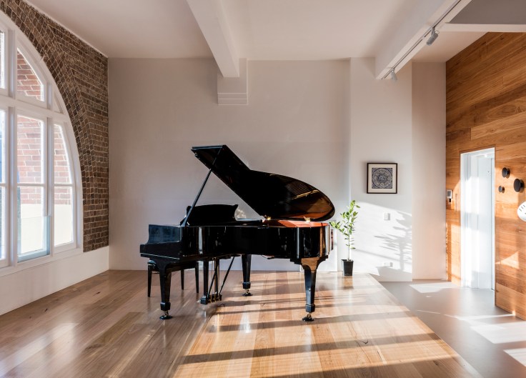 est-living-homes-surry-hills-apartment-6