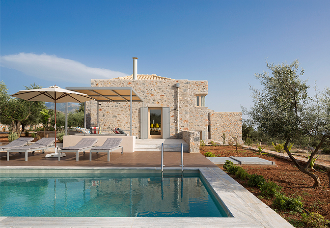 modern_vacation_rentals_mani_greece_001