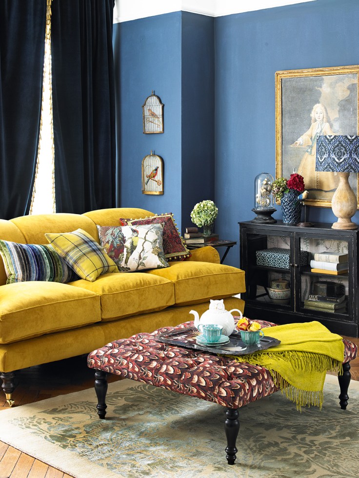 eclectic-british-interior-blue-living-room-yellow-sofa