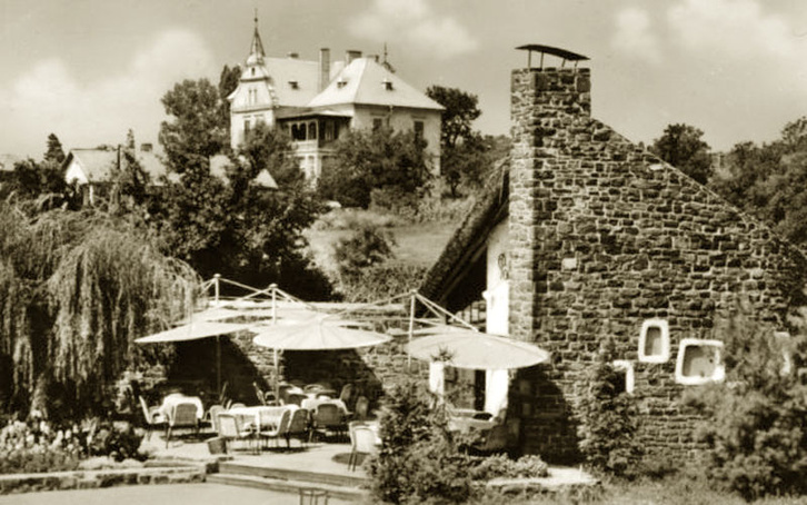 12113577_15954c813287a53f2a5aeb109479794c_wm