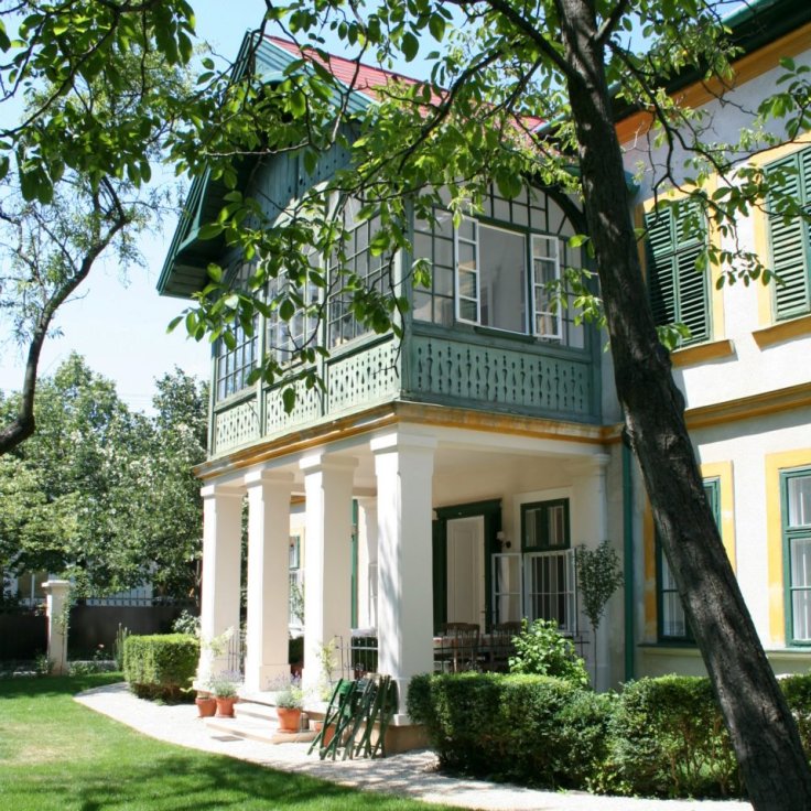 525771_445721602123687_1471254255_n