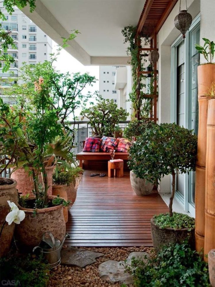 Fabulous-Spring-Balcony-Decor-Ideas-52-1-Kindesign