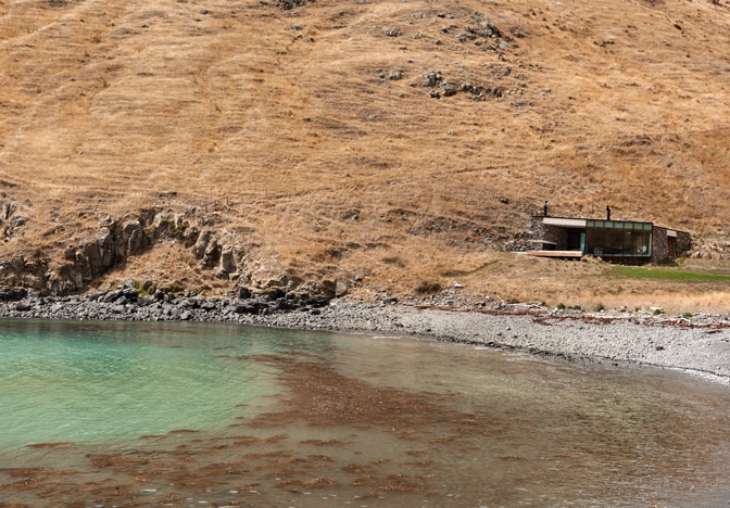 modern_vacation_rentals_banks_peninsula_new_zeland_005