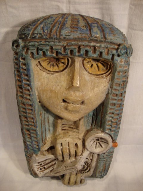 56d34aeed67f8-g-staindl-katalin-kegyetlen-jo-keramia-falidisz