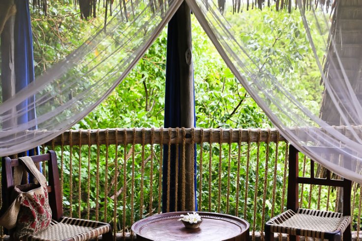 gallery-chole-mjini-lodge-view-from-bed