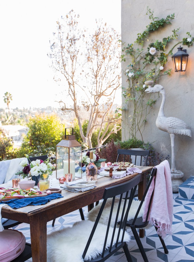 em-patio-holiday-225_EDITED_2500