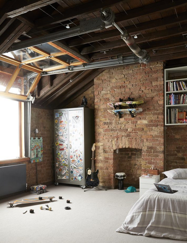 Massey_LivEtc_Julien_0242_39082362_152205071-710x920-710x920