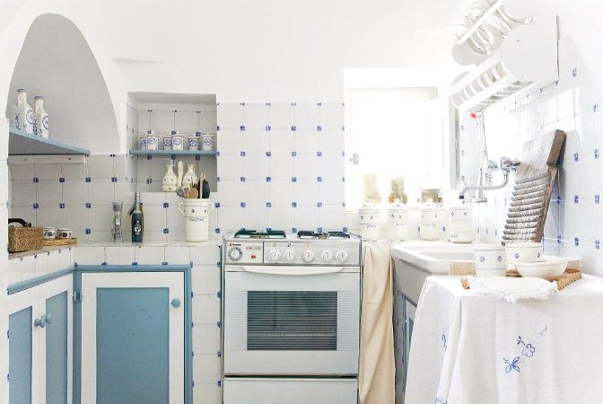 5282851c86b4e-modern_vacation_rentals_puglia_italy_int9