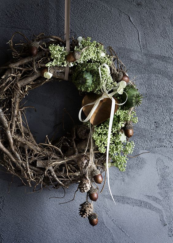 natural wreath